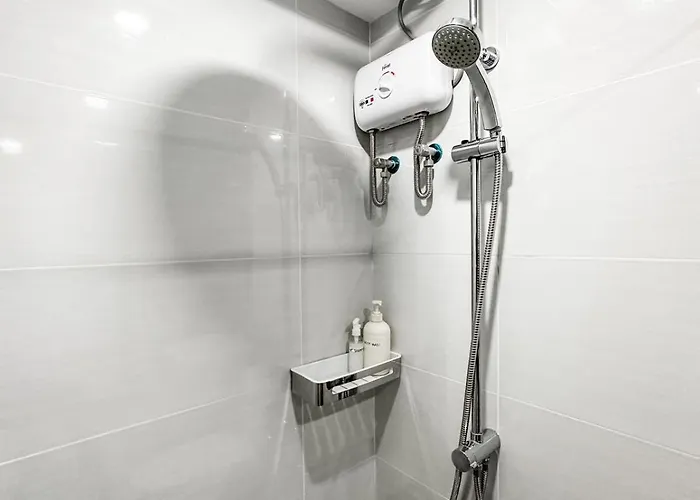 Baseline Prestige Family Apartment Cebu